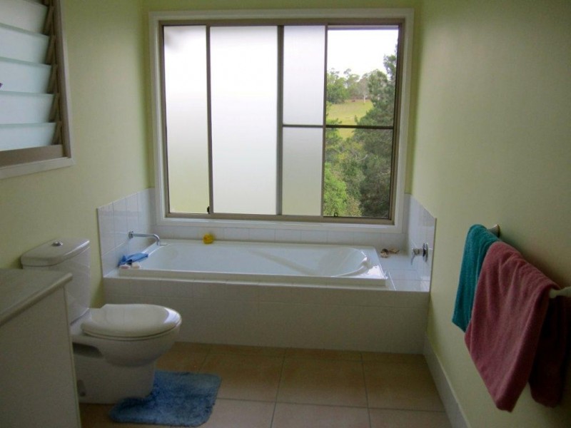 32 Tanderra Drive, Cooran QLD 4569