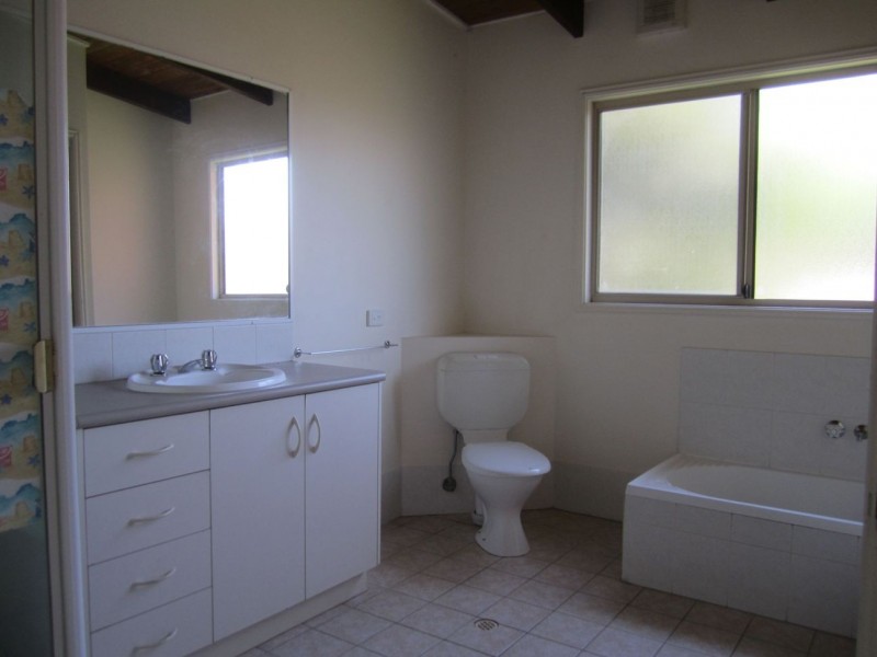 25 Reserve Street, Pomona QLD 4568