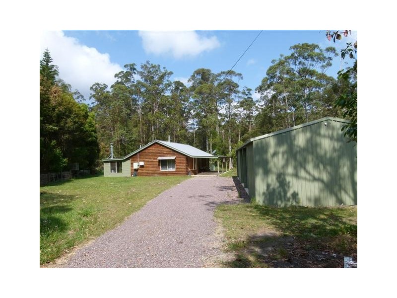 18 Kelly Court, Cooroy QLD 4563