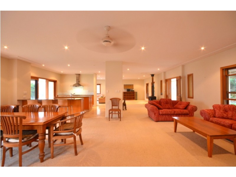 43 Gumboil Road, Tinbeerwah QLD 4563