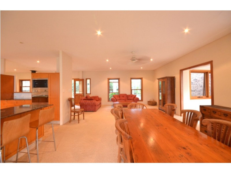 43 Gumboil Road, Tinbeerwah QLD 4563