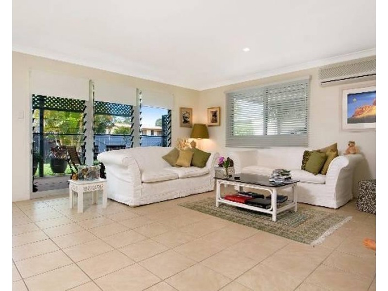 110 Maple Street, Cooroy QLD 4563