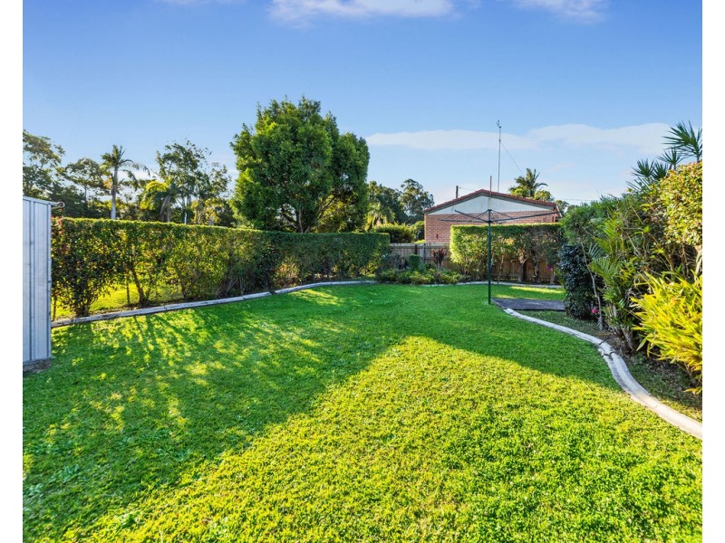 110 Maple Street, Cooroy QLD 4563