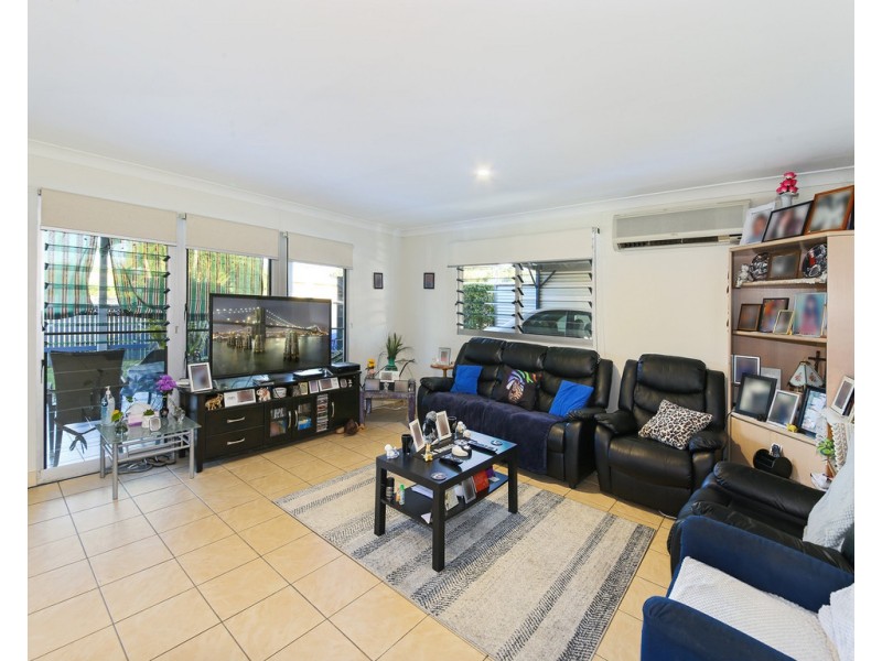 110 Maple Street, Cooroy QLD 4563