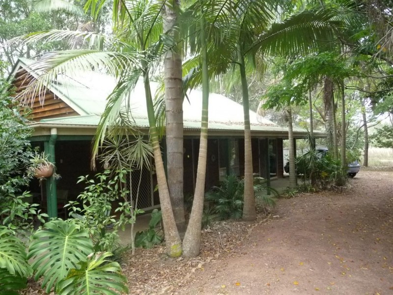 18 Royal Court, Cooran QLD 4569