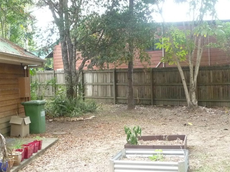 18 Royal Court, Cooran QLD 4569