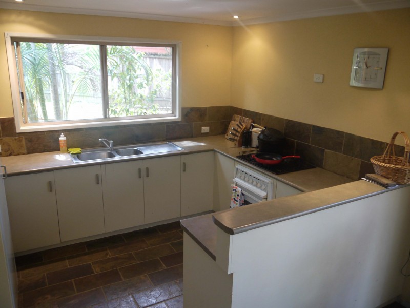 18 Royal Court, Cooran QLD 4569