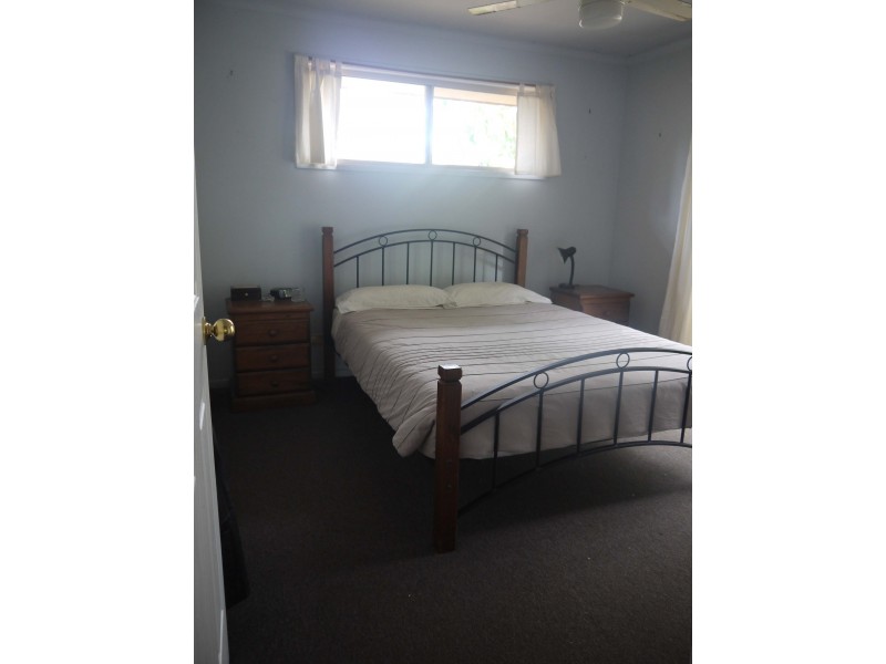 18 Royal Court, Cooran QLD 4569