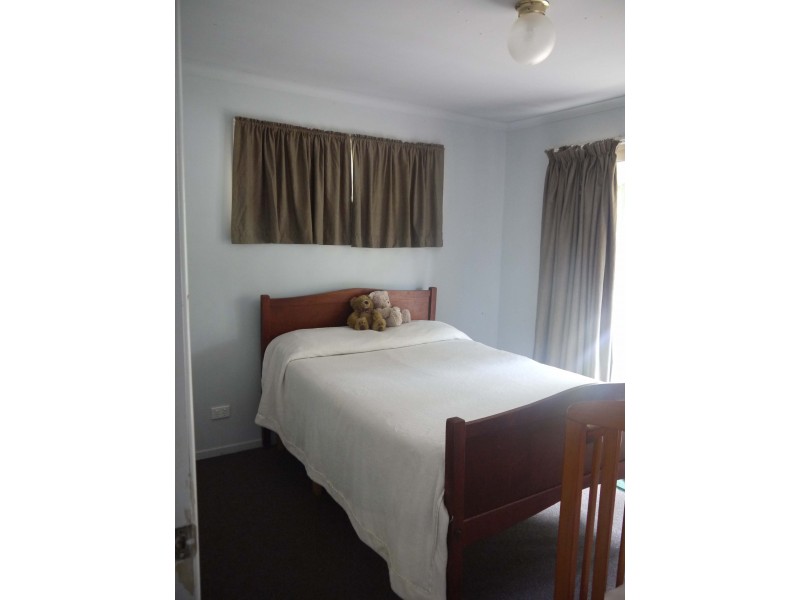 18 Royal Court, Cooran QLD 4569