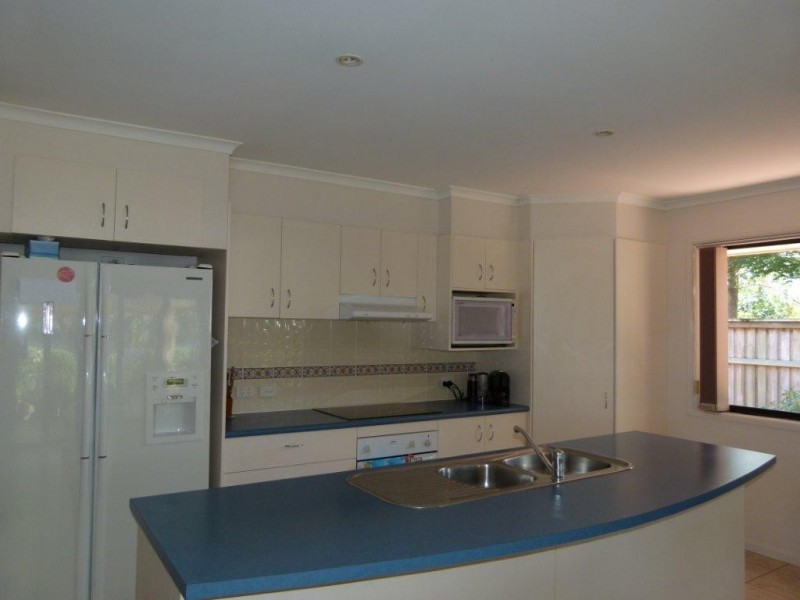 4 Trading Post Road, Cooroy QLD 4563