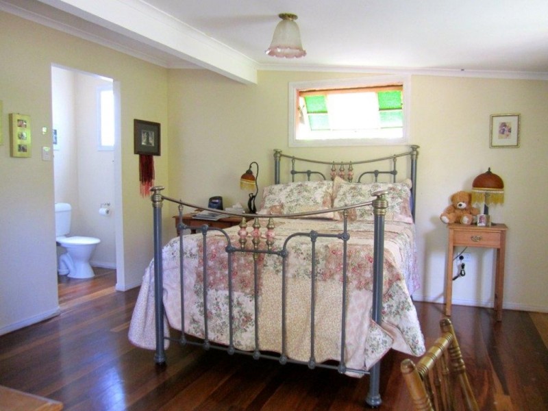 42 Pavilion Street, Pomona QLD 4568