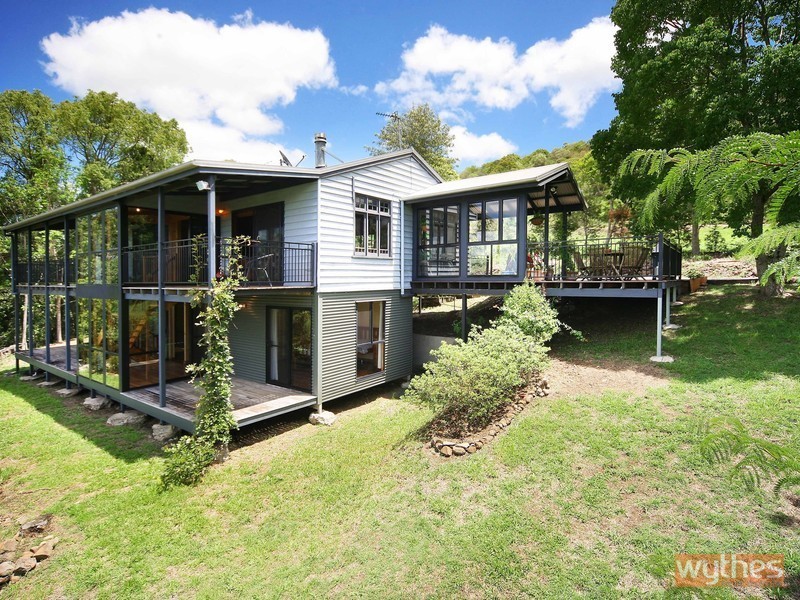 301 Tablelands Road, Cooran QLD 4569