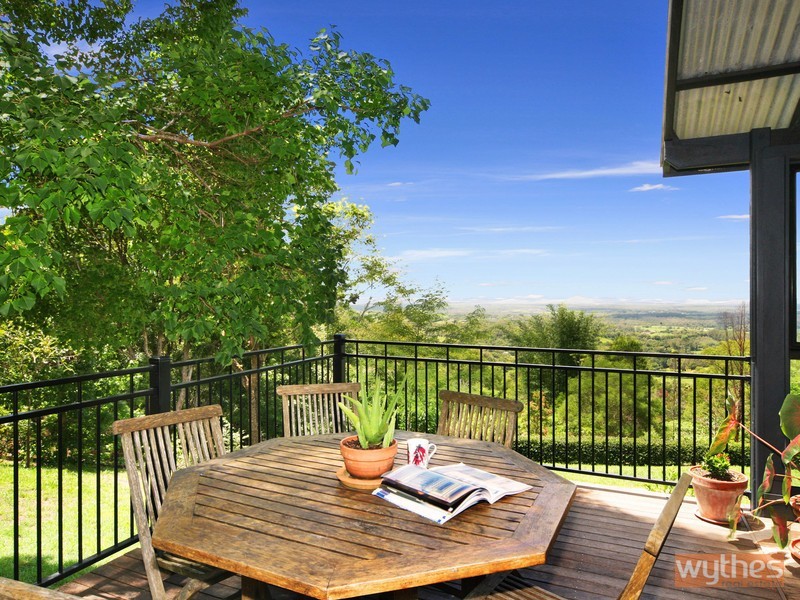 301 Tablelands Road, Cooran QLD 4569