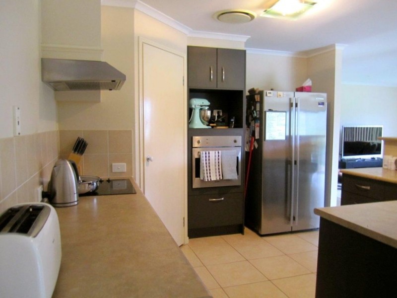 15 Tanderra Drive, Cooran QLD 4569