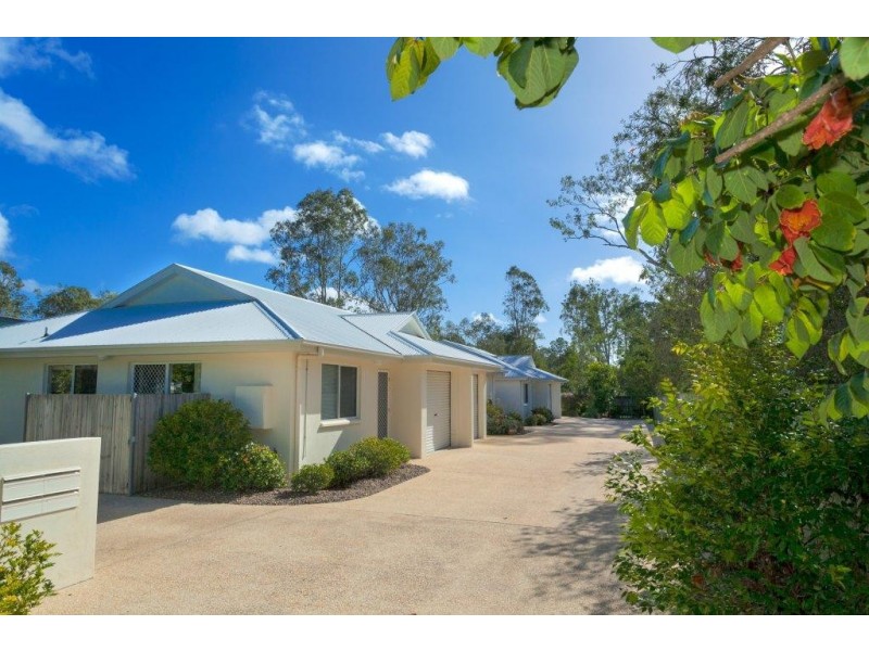 2/11 Pearl Street, Cooroy QLD 4563