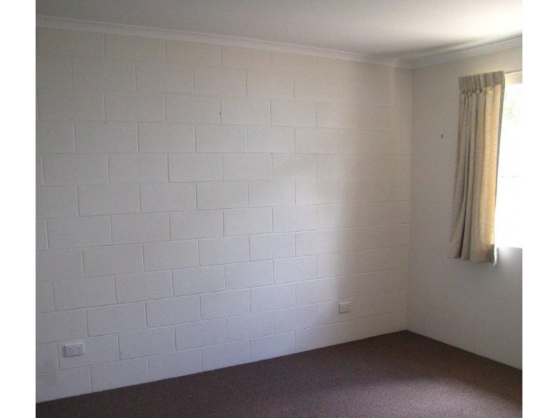 2/11 Pearl Street, Cooroy QLD 4563