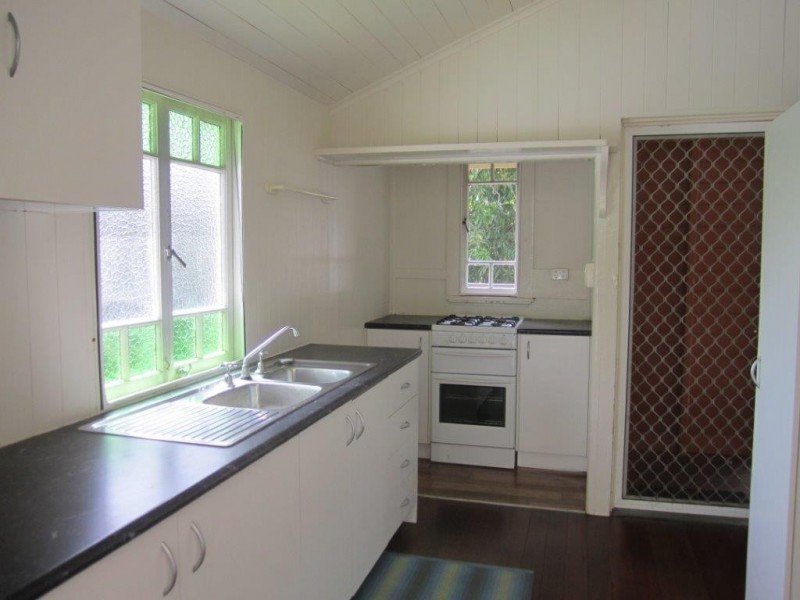 20 Rectory Street, Pomona QLD 4568