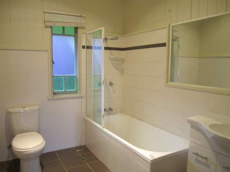 20 Rectory Street, Pomona QLD 4568