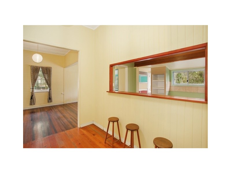 10 Wattle Street, Cooroy QLD 4563