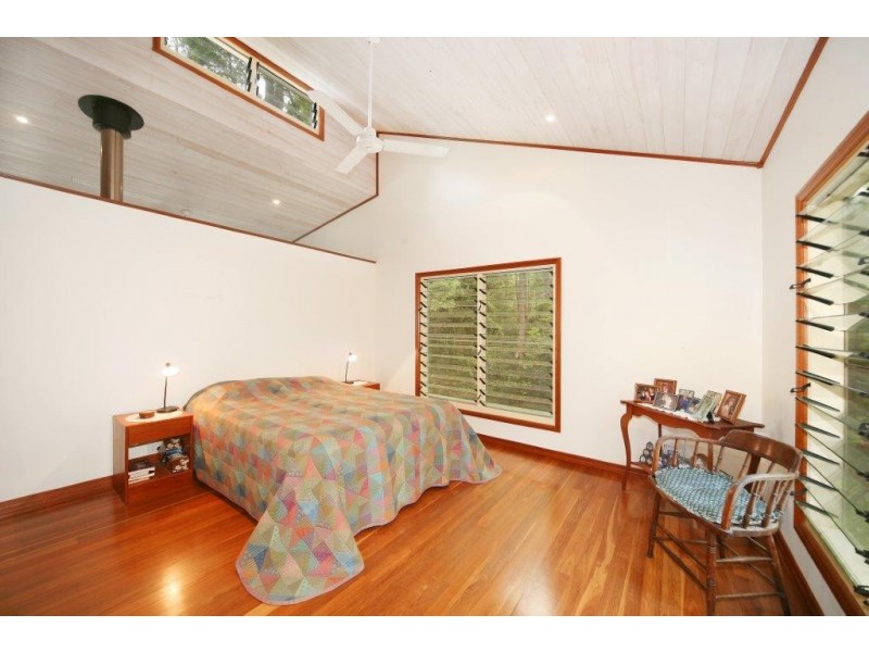 64 Firewheel Road, Pomona QLD 4568