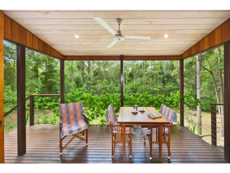 64 Firewheel Road, Pomona QLD 4568