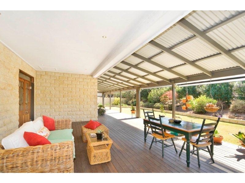 17 Elandra Terrace, Pomona QLD 4568