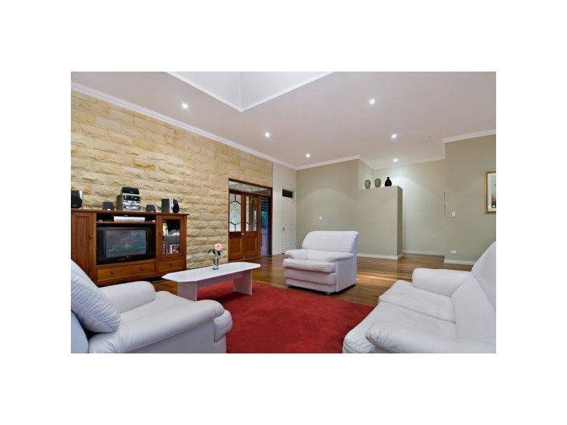 17 Elandra Terrace, Pomona QLD 4568