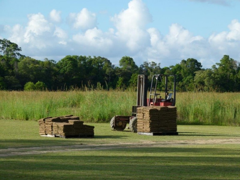 305 Lake Macdonald Drive, Lake Macdonald QLD 4563