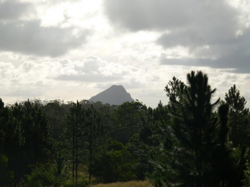 305 Lake Macdonald Drive, Lake Macdonald QLD 4563