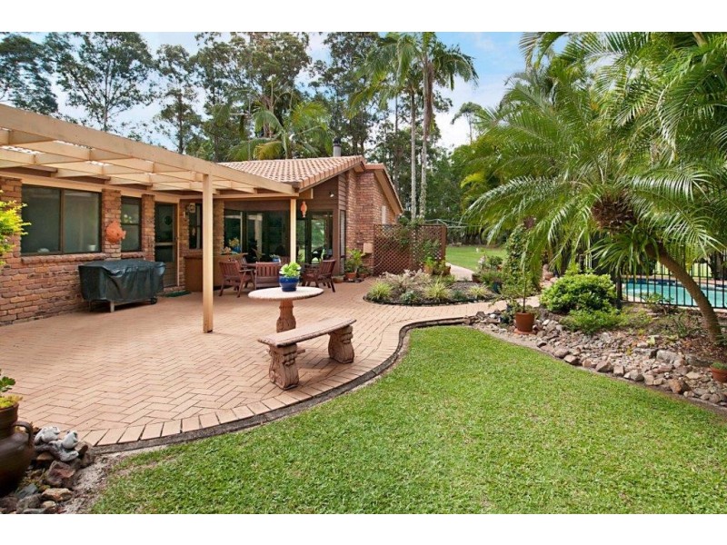 22 Kingsgate Drive, Tinbeerwah QLD 4563