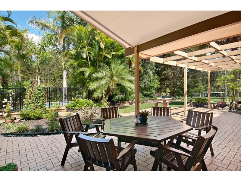 22 Kingsgate Drive, Tinbeerwah QLD 4563