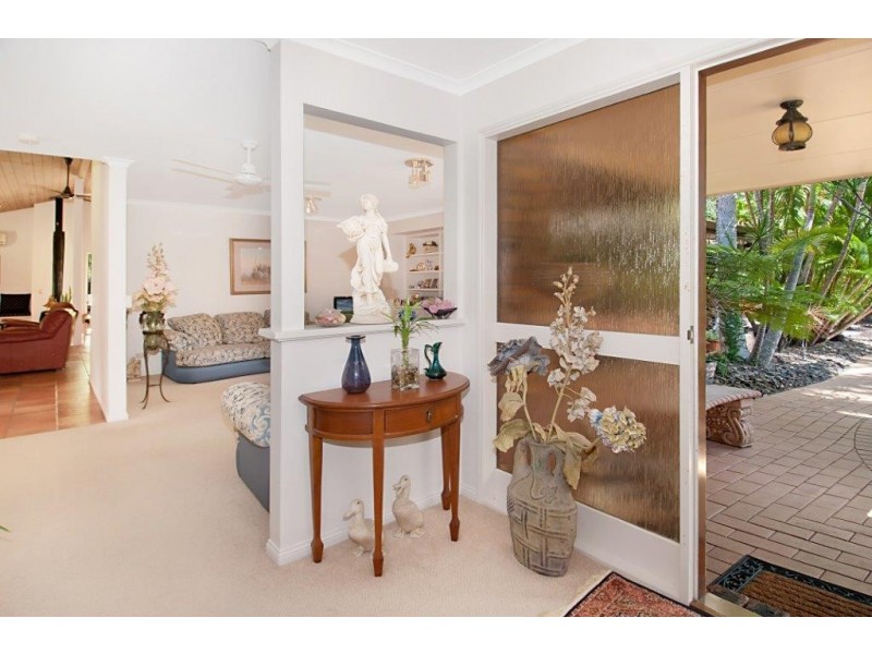 22 Kingsgate Drive, Tinbeerwah QLD 4563