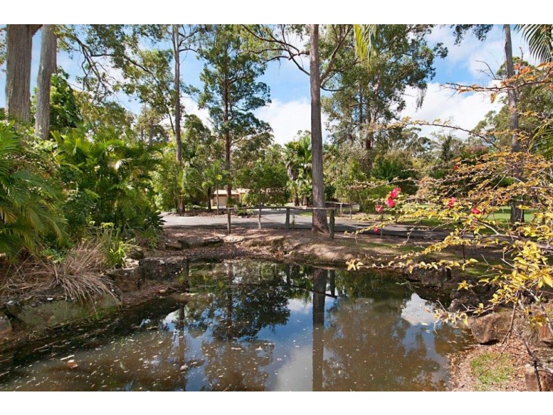 22 Kingsgate Drive, Tinbeerwah QLD 4563
