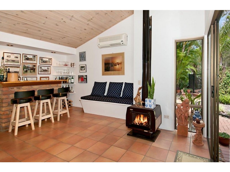 22 Kingsgate Drive, Tinbeerwah QLD 4563