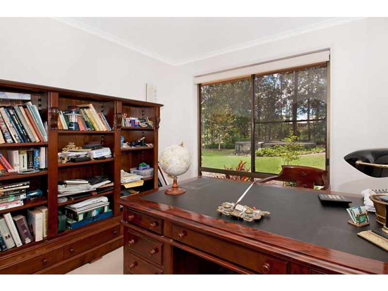 22 Kingsgate Drive, Tinbeerwah QLD 4563