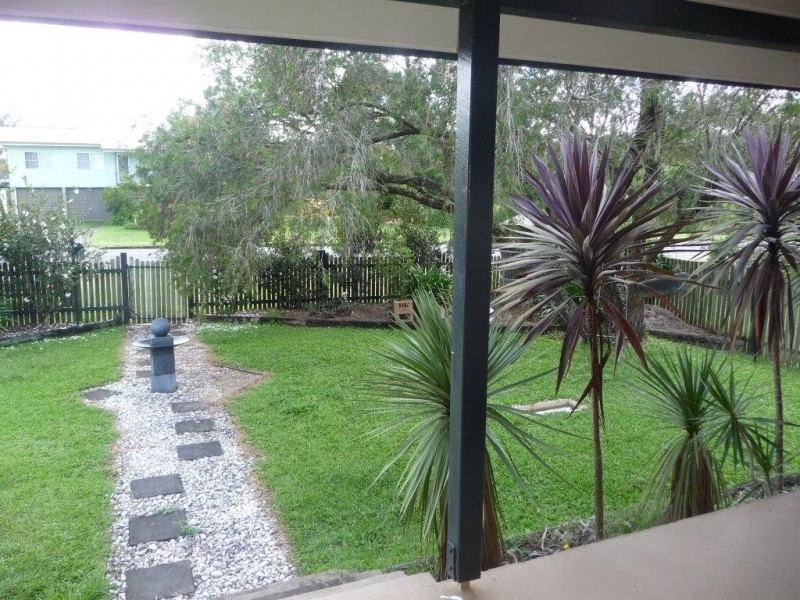 8 Topaz Street, Cooroy QLD 4563