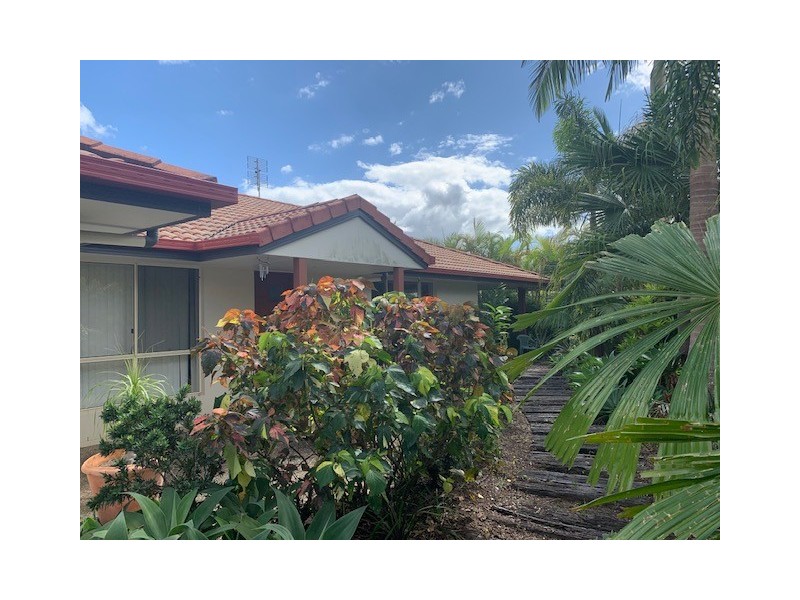 8 Dianella Court, Cooroy QLD 4563
