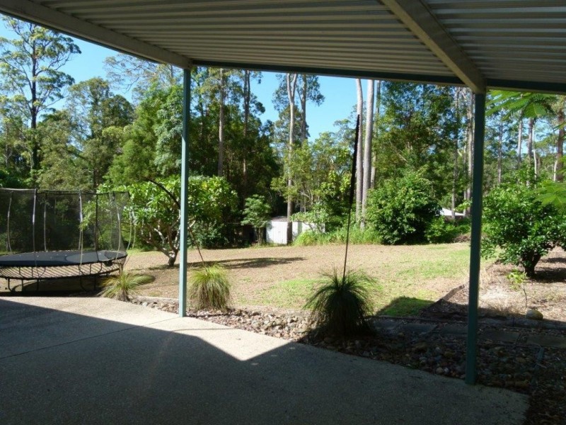 587 Lake Macdonald Dve, Cooroy QLD 4563