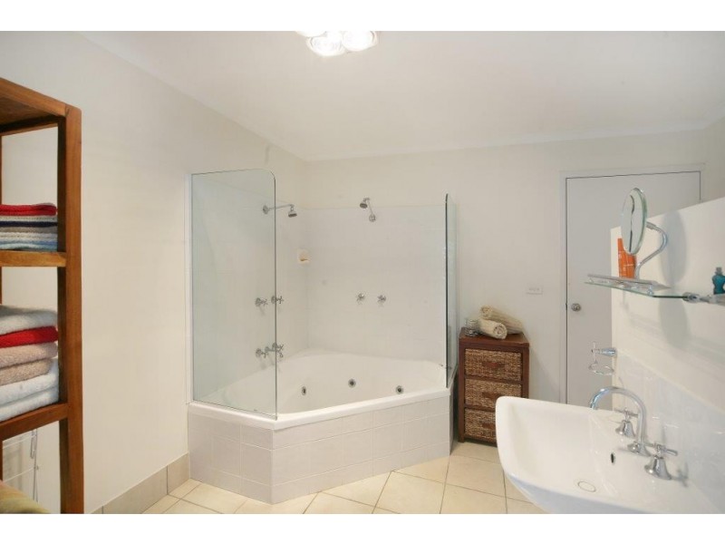 3 Yurol Forest Drive, Pomona QLD 4568