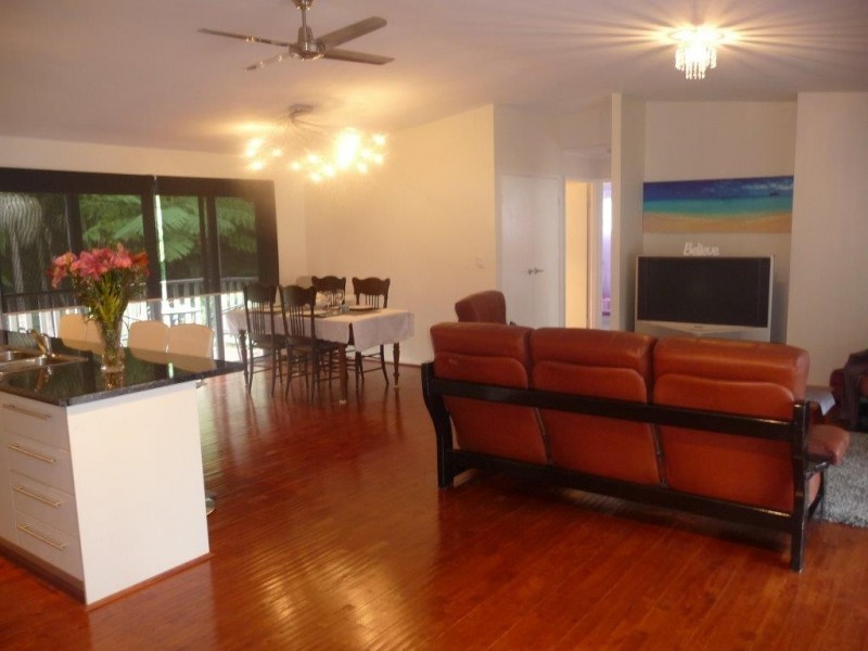 385 Lake Macdonald Drive, Lake Macdonald QLD 4563