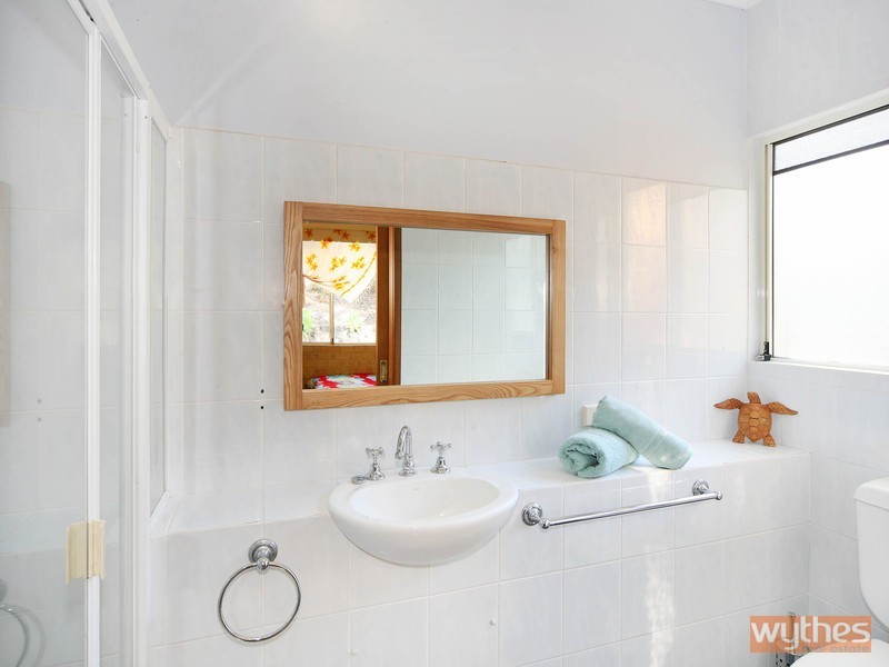 20 Casey Street, Cooran QLD 4569