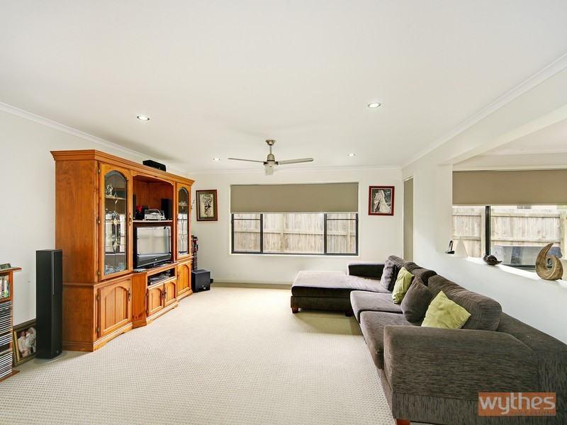 5 Dunbar Court, Cooroy QLD 4563