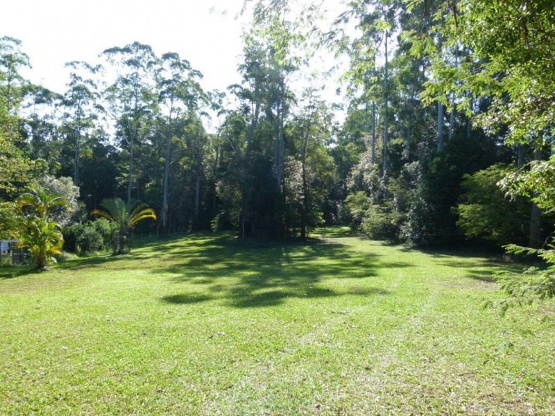 213 Forest Acres Dve, Lake Macdonald QLD 4563