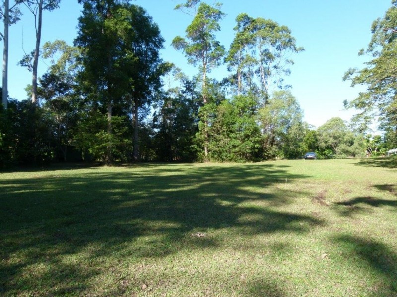 213 Forest Acres Dve, Lake Macdonald QLD 4563