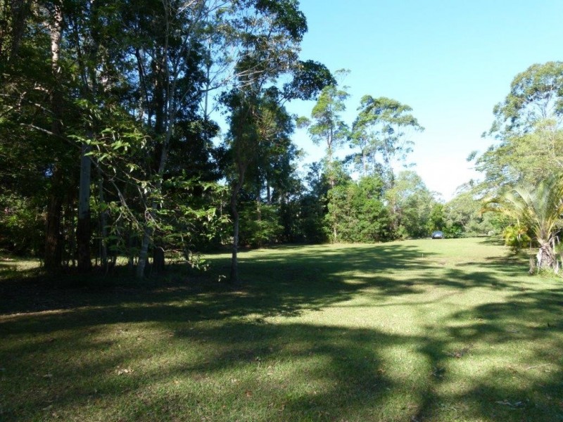 213 Forest Acres Dve, Lake Macdonald QLD 4563