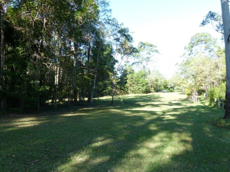 213 Forest Acres Dve, Lake Macdonald QLD 4563