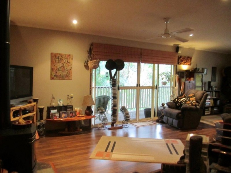 9 Albert Street, Cooran QLD 4569