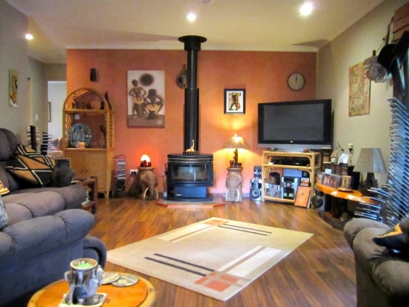 9 Albert Street, Cooran QLD 4569