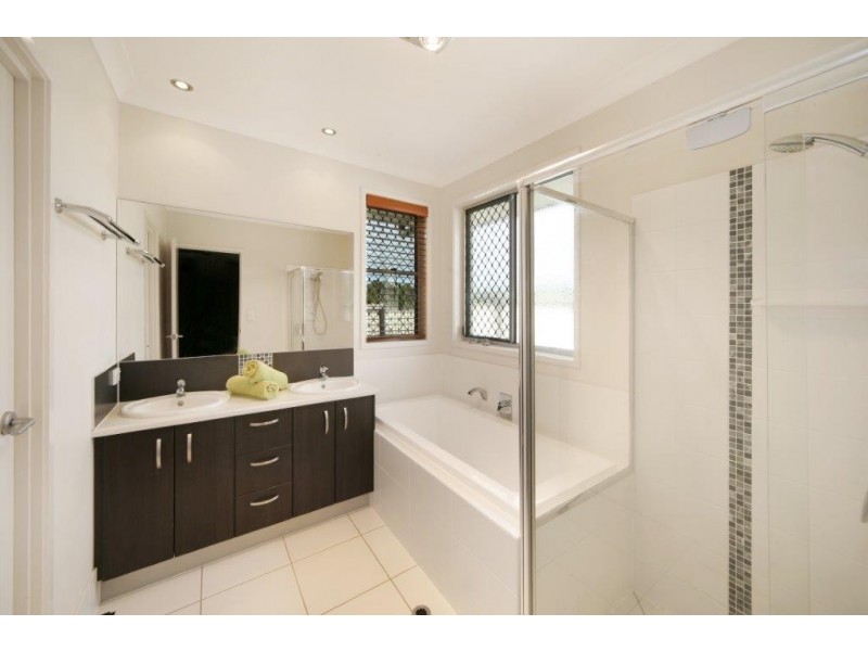 3 Viola Place, Cooroy QLD 4563