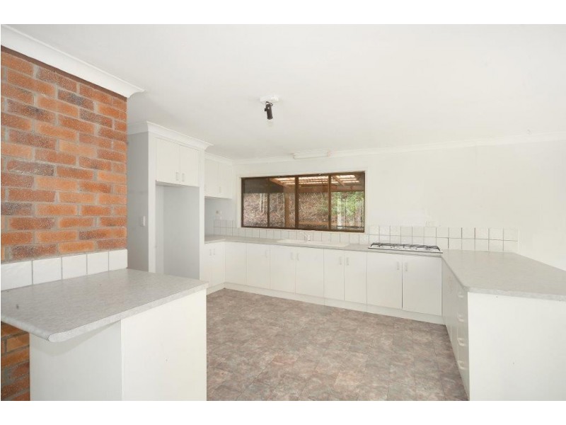 9 Smiths Road, Tinbeerwah QLD 4563